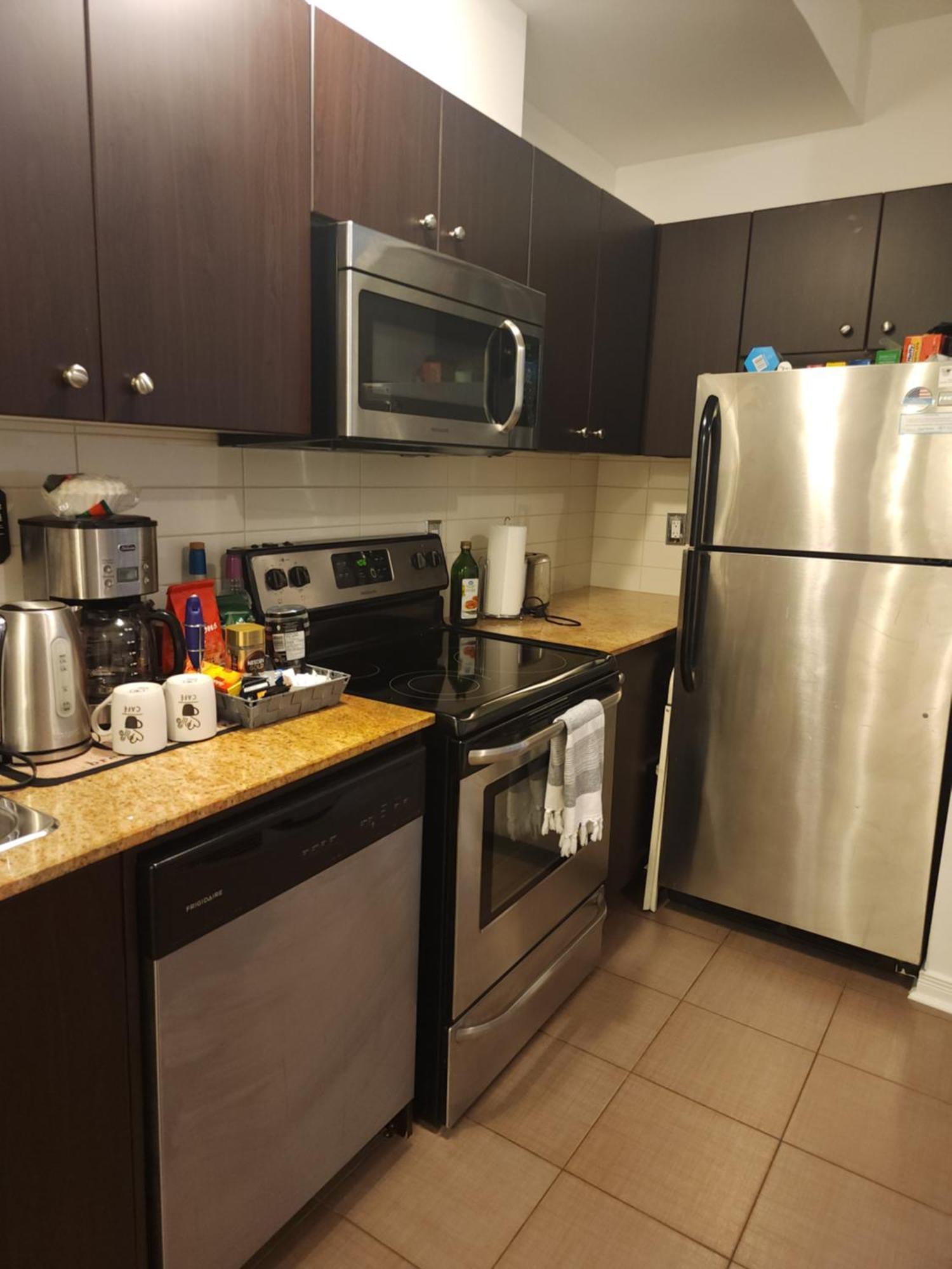 Appartamento Beautiful Townhouse Near Yorkdale Mall, Wilson Subway Toronto Esterno foto