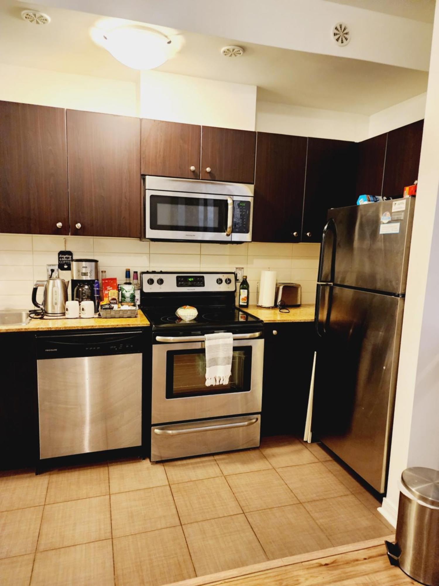 Appartamento Beautiful Townhouse Near Yorkdale Mall, Wilson Subway Toronto Esterno foto